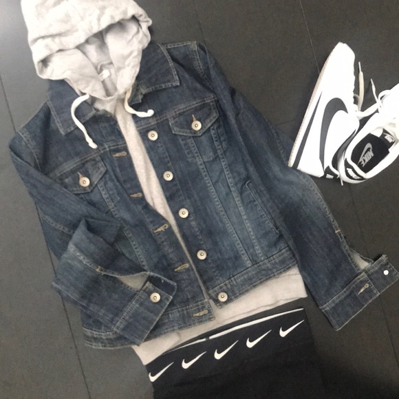 Merona Jackets & Blazers - Classic Dark Denim Jean Jacket